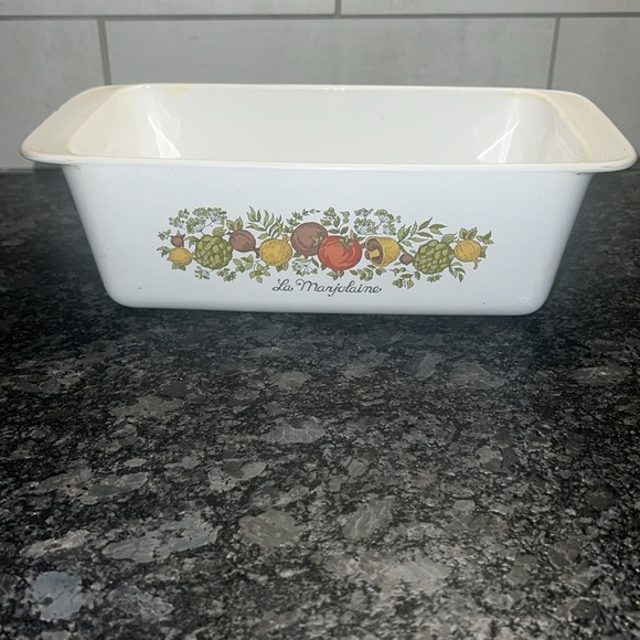 Corningware 9x5 loaf pan. La Marjolaine. Spice of Life Pattern. Exc condition - Picture 1 of 4